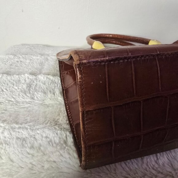 Vintage Bettina Leather Alligator Handbag - Picture 5 of 16
